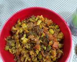 A picture of step 2 of Cauliflower with green peas and carrot potato.