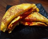 Foto langkah ke 5 dari resep Egg Toast ala JK (정국표 겉.바.속.촉 토스트).