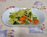 Foto del passaggio 2 della ricetta Brodo vegetale