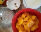 Foto langkah ke 1 dari resep Lassi mangga.