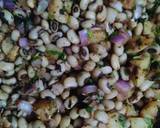 Lobiya ki chaat(spicy potato black eyed beans chaat) recipe step 7 photo