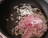 Foto del paso 4 de la receta: Arroz basmati con almejas en su jugo