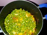 Boiled rice served with minji stew and potatoes