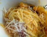 A picture of step 5 of Spaghetti Squash Pie.
