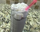 A picture of step 4 of Vanilla Milkshake.