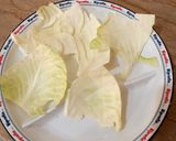 A picture of step 1 of Crispy cabbage pakoray.