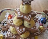 A picture of step 10 of Christmas Cookie Decoration '08.