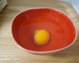 A picture of step 2 of Easy Poached Eggs with the Microwave.