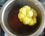 A picture of step 2 of Baked Malai Gobi Musallam.