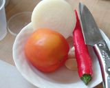 Foto langkah ke 3 dari resep Tumis sawi asin.