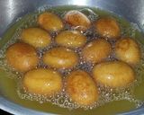 A picture of step 3 of Gulab jaman.