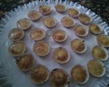 A picture of step 6 of Irmgards lemon surprise cup cakes.