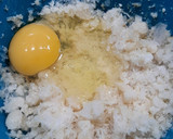 Foto del paso 1 de la receta: Pizza de coliflor keto sin horno