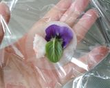A picture of step 5 of Western-Style Temari-Zushi For Hanami Cherry Blossom Viewing Parties or Bentos.