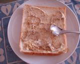 A picture of step 3 of Aromatic Ground Sesame Toast.