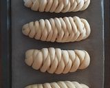 Foto del passaggio 11 della ricetta Panini intrecciati 🌷