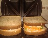 A picture of step 3 of Cheesy Veggie Sandwich.