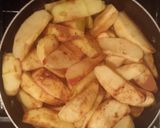 A picture of step 2 of Homemade Applesauce.