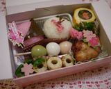 A picture of step 4 of Tricolored Quail Eggs for Hanami Bentos.