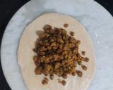A picture of step 3 of Green Moong Paratha.