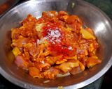 चिली चिकन रोल (chilli chicken roll recipe in hindi) रेसिपी चरण 3 फोटो