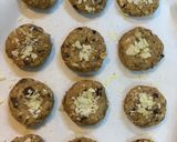 A picture of step 2 of Almond Cookies.