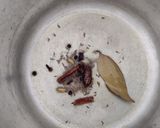 A picture of step 6 of Vegetable Pulao.