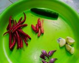 Foto langkah ke 2 dari resep Oseng Teri Kacang Tanah.