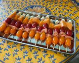Une image de l'étape 7 de Minis brochettes apéro au saumon, melon, tomates et fromage.