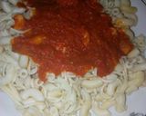 A picture of step 1 of Macaroni and stew.