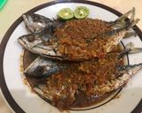 Foto langkah ke 4 dari resep Ikan Kembung Masak Kecap.