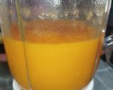 Foto langkah ke 3 dari resep Jus Buah Kesemek Pepaya.