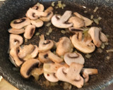 Foto langkah ke 4 dari resep One Pan - Grilled Chicken Mushroom.