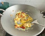 Gambar langkah 2 resipi Nasi Goreng Daging Cili Padi.