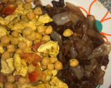 Foto del paso 6 de la receta: Cous cous con pollo, pasas, garbanzos y sin verdura