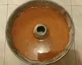 Foto langkah ke 8 dari resep Bolu Sarang Semut🐜 (Caramel Cake) + Tips Antigagal.