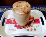 A picture of step 5 of Nutella shake 😋👌.