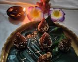 A picture of step 3 of Dates modak.