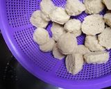 Gambar langkah 1 resipi 🇨🇳 Wantan Goreng.