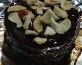A picture of step 6 of Marie chocolate tower cake.