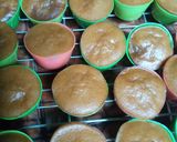 Foto langkah ke 4 dari resep Palm Sugar Steamed Cake.