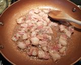 A picture of step 2 of Spaghetti carbonara (5 ingredient ).