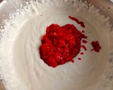 A picture of step 4 of No Bake Strawberry Cheesecake.