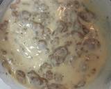 Mom's Southern Sausage Gravy for 4everatwin's 7-Up Biscuits recipe step 11 photo