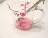 A picture of step 3 of Easy Sakura Mochi (Cherry Blossom Rice Cake) from Cooked Rice.