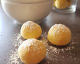 A picture of step 3 of Snow Balls / Momo.