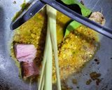 Foto langkah ke 4 dari resep Sayur Daun Singkong Bumbu Kuning.
