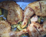 Foto del paso 6 de la receta: Pollo asado con salsa de humo a la barbacoa Maple Bourbon con patatas a las hierbas provenzales