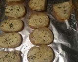 A picture of step 4 of Onion Garlic Bread.