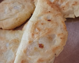 Foto del paso 4 de la receta: Empanaditas de atún y cebollas al horno